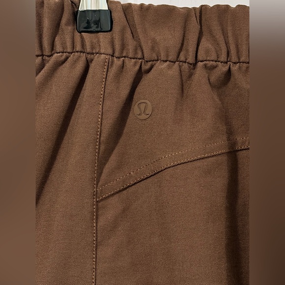 Lululemon Light Utilitech Cargo Pocket High-Rise Pant in Java Size 27 - Picture 5 of 9